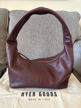 Hyer Goods The Everyday Shoulder Bag - Burgundy Leather